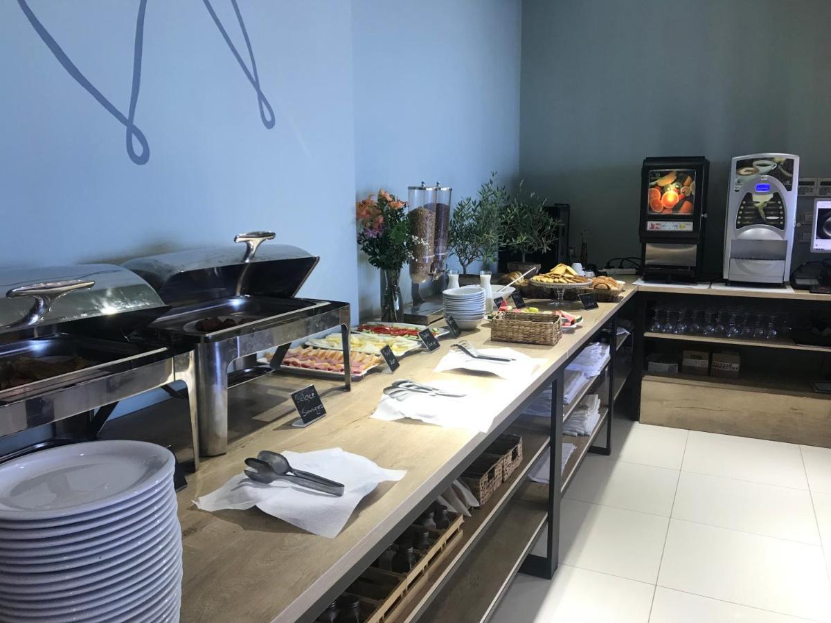 Hotel Vala Драч Екстериор снимка