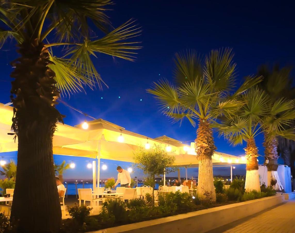 Hotel Vala Драч Екстериор снимка